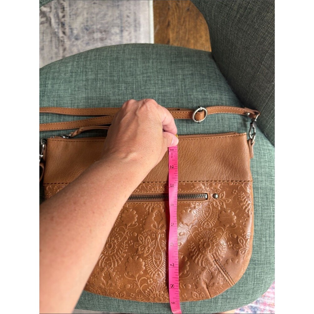 The Sak Oleta Embossed Brown Crossbody purse Bag tooled leather Women’s Classic - Picture 3 of 9